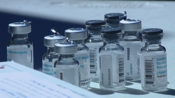 Monkeypox cases in Chicago start to plateau, city's top doctor says