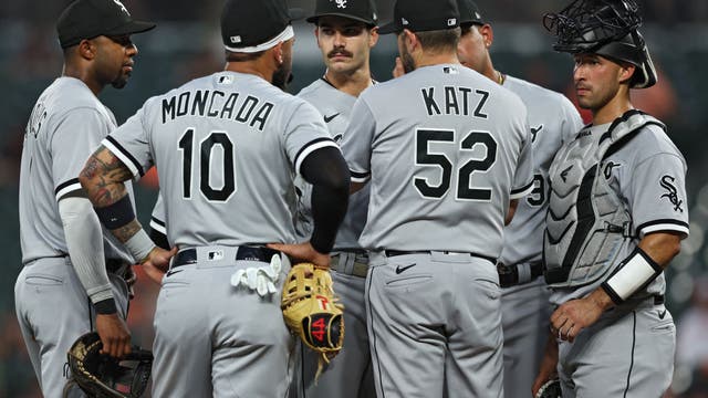 Mountcastle homers off Cease, Orioles hold off White Sox 5-3