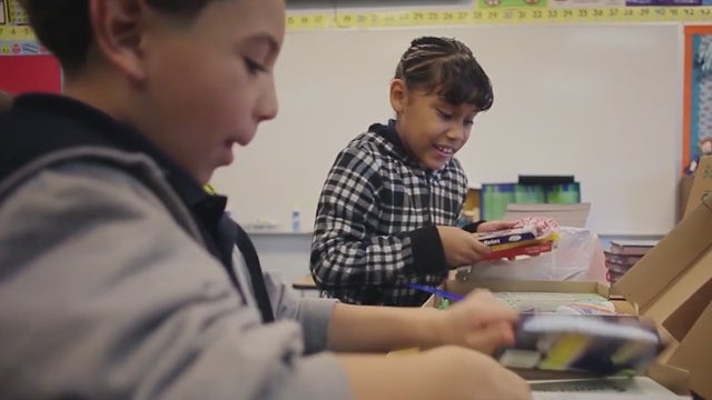 Non-profit eases financial burden on Chicago families with free school supplies