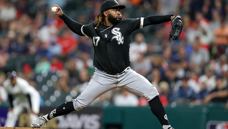 Johnny Cueto sharp for 8 2/3 innings, White Sox blank Guardians 2-0