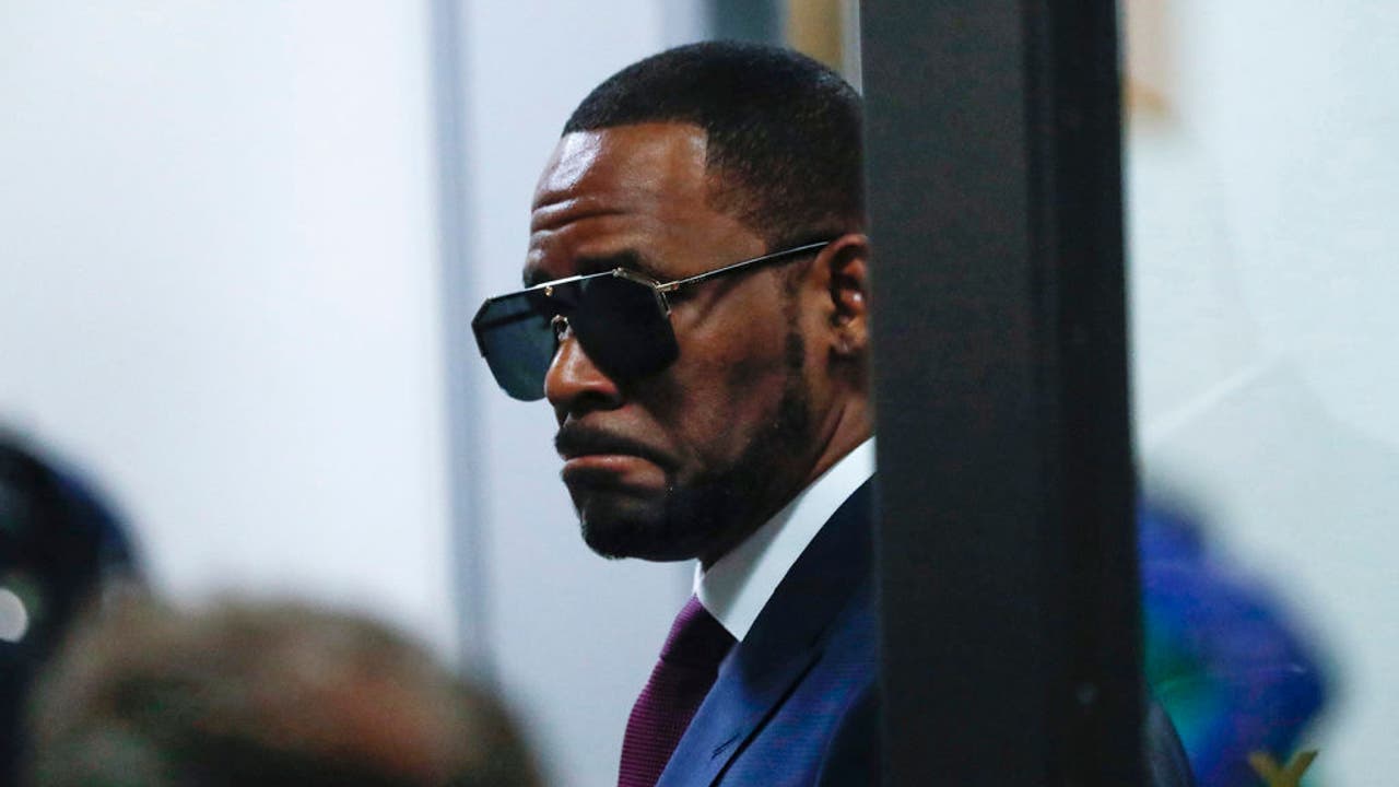 Blackmail Mom Porn Glasses - R. Kelly verdict: Singer found guilty in Chicago trial