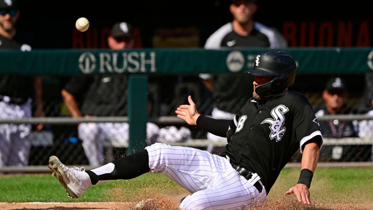 Vaughn, Pollock homer, White Sox beat Royals 7-1