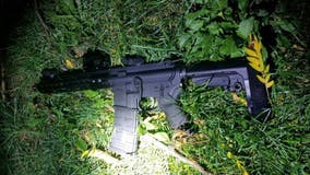 Gunman opens fire on Chicago police in Little Village