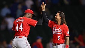 Aquino hits 2 home runs, Reds beat Cubs 7-1