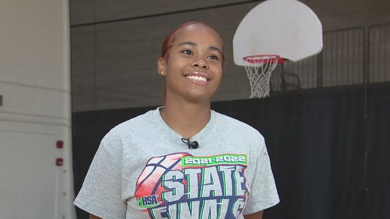 Chicago basketball player first high school athlete in Illinois to sign NIL deal