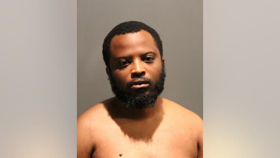West Pullman man charged with attempted murder after shooting 2 men: police