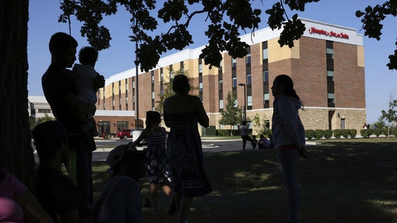 Durbin rips Texas Gov. Abbott, says migrant bus arrivals in Chicago are 'cruel and inhumane'