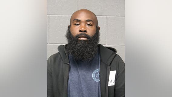 Police recover gun from man smoking at CTA Red Line station