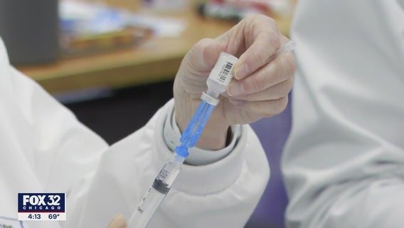 New Covid-19 booster shots arriving in Illinois this week