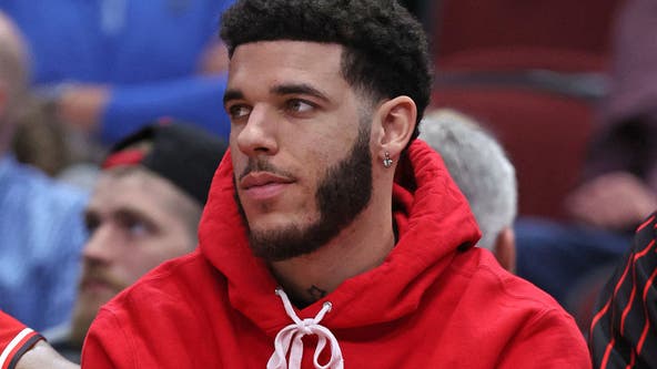 Lonzo Ball reportedly picks up player option worth over $21 million. What it means for the Chicago Bulls