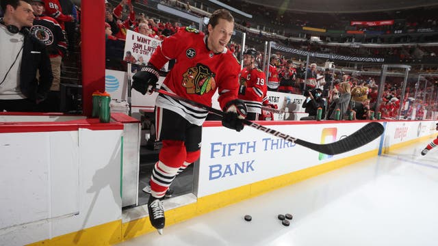 Blackhawks D Jake McCabe sidelined by spine surgery