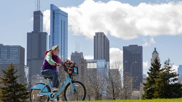 September in Chicago wraps up on a cool note