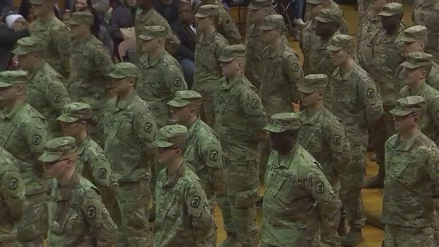 Pritzker activates National Guard as more migrants arrive in Chicago