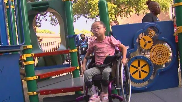 West Loop school unveils new ADA-compliant playground