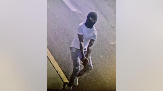 Evanston police release photos of suspect wanted for shooting 23-year-old man in McDonald's parking lot