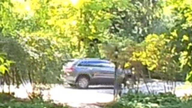 Ruse burglary crew traveling in SUV with Xfinity logo rob elderly couple in Wilmette
