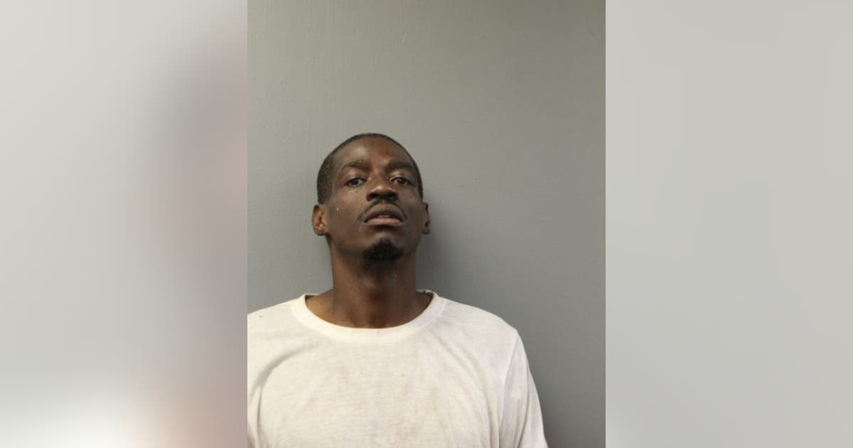 Chicago man charged in fatal West Side stabbing | FOX 32 Chicago