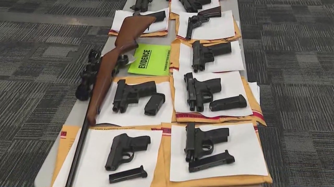 More Than 10 000 Guns Recovered Off Chicago S Streets In 2022 Police   Snapshot 20 