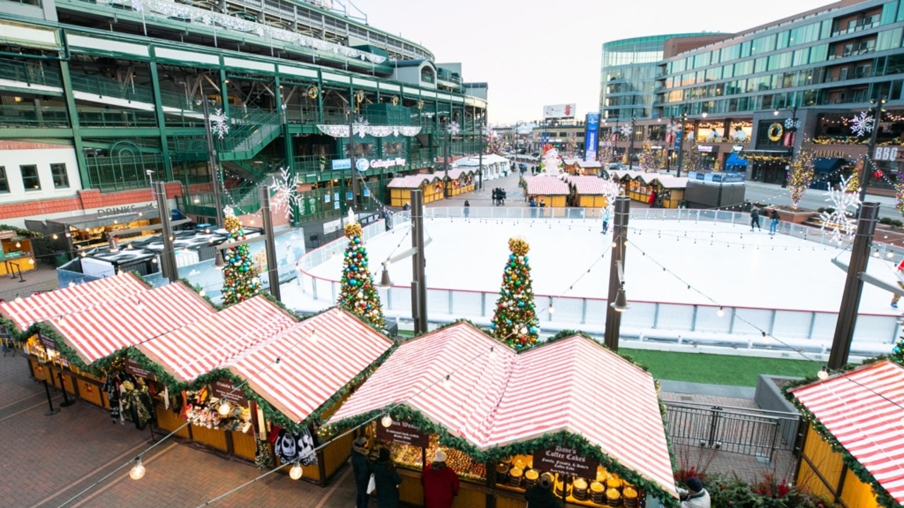 Chicago%27s+Wrigleyville+Transformed+into+a+Winter+Wonderland+with+Ice+Rink+and+Festive+Lights