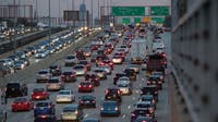 Illinois Tollway proposes toll hike to fund $26.5 billion road program