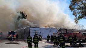 Fire damages commercial building in Chicago's Bronzeville neighborhood