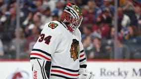 Blackhawks drop season opener with 5-2 loss to Avalanche