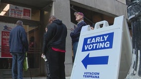 Early voting gets underway in Chicago at downtown supersite