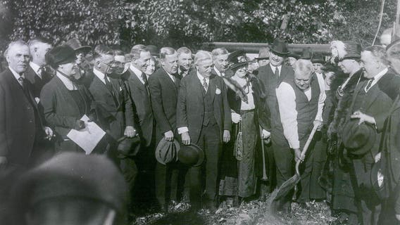 Brookfield Zoo celebrates a century since 1922 groundbreaking