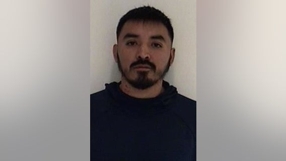 Aurora man faces charges following domestic disturbance in South Elgin