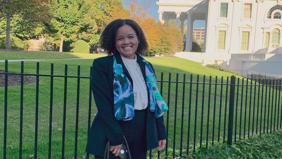 University of Illinois student skips senior Homecoming to meet with VP Harris
