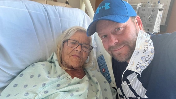 Former North Chicago police officer rescues disabled mother during Hurricane Ian