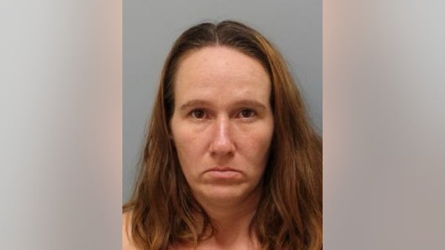 Woman held on $15M bond after allegedly strangling, stabbing 5-year-old daughter to death