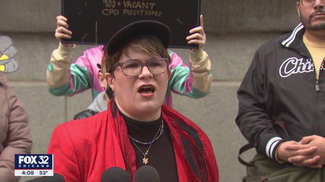 Chicago mental health professionals call for funding in Lightfoot's 2023 budget