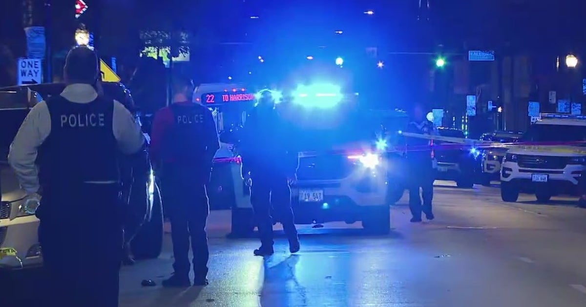 3 shot, 1 fatally on Chicago's far North Side: police | FOX 32 Chicago