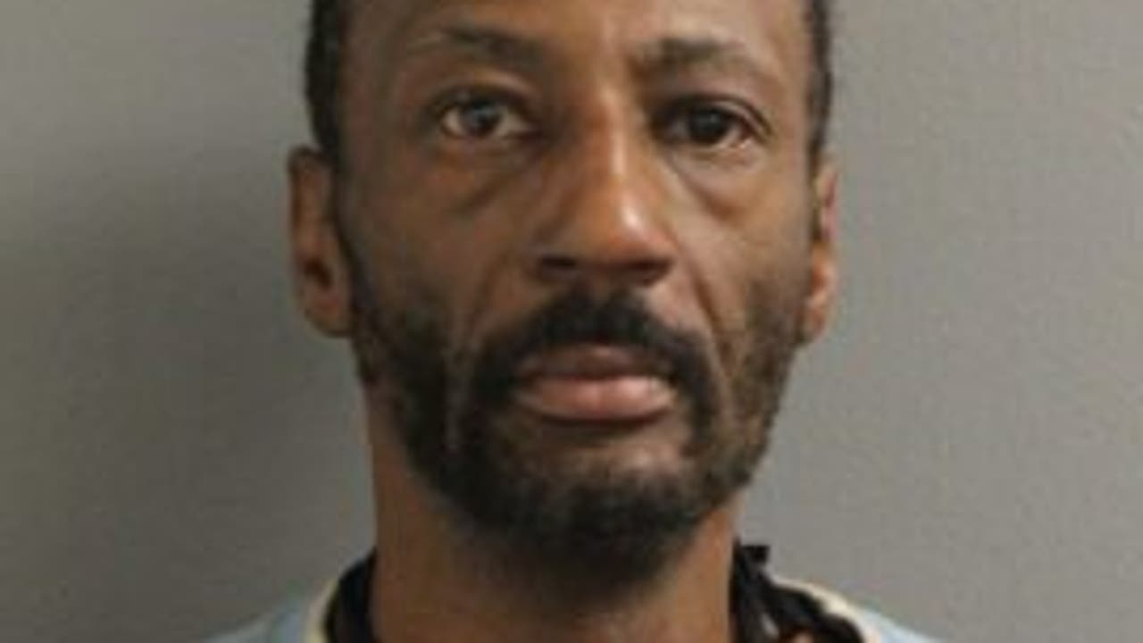 Lafayette man charged with possession of child pornography