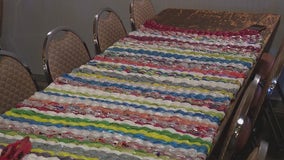 Chicago group turning plastic bags into sleeping mats for the homeless