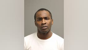 Man, 19, charged in West Rogers Park stabbing