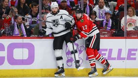 Toews’ goal in OT gives Blackhawks 2-1 win over Kings