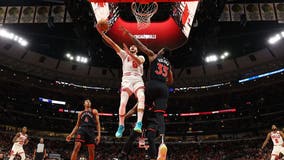 Zach LaVine’s 30 points vault Bulls past Raptors 111-97