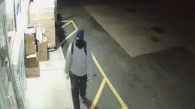 Palos Heights police seek suspect in south suburban gas station burglary