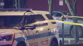 4 men wounded, 1 critically, in Humboldt Park shooting