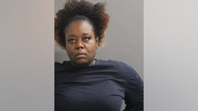 Cook County woman charged with possessing Glock without having gun license