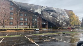 Severe winds blow roof off Elk Grove Village apartment complex, police say