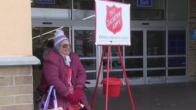 Iconic Salvation Army Red Kettles return to help Chicago area families : 'This is who we are'