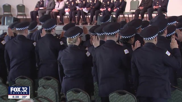 New Chicago police recruits join the ranks