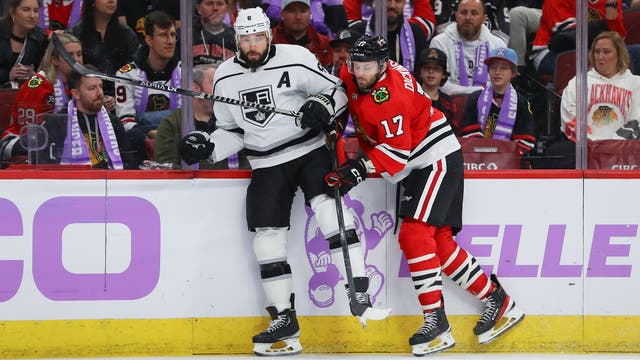 Toews’ goal in OT gives Blackhawks 2-1 win over Kings
