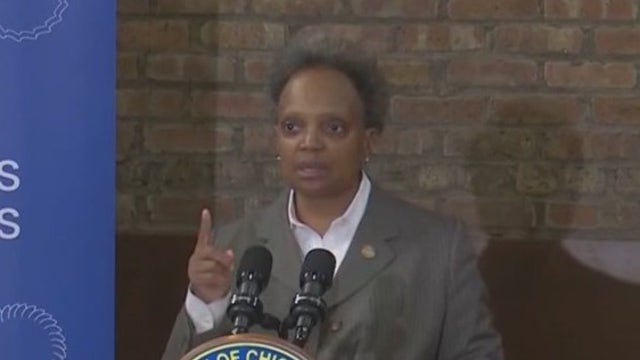 Lightfoot fights back tears while speaking about brother at St. Leonard's Ministries rededication event