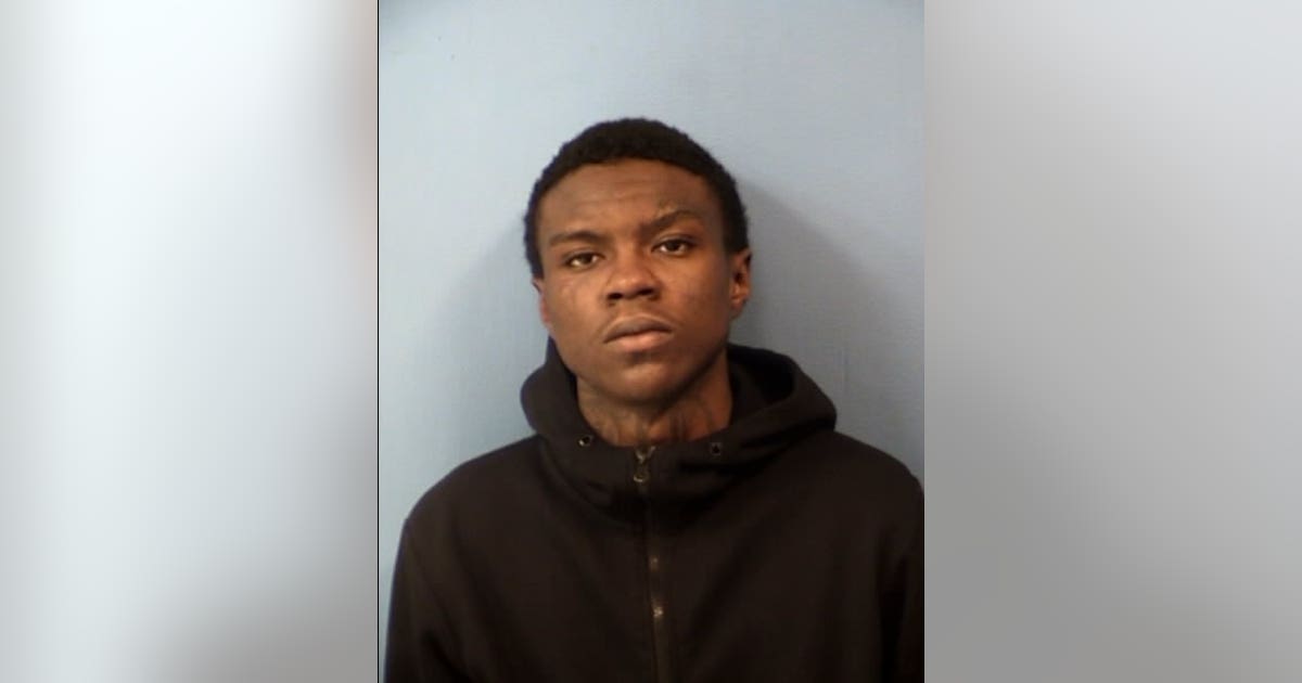 Bond denied for man charged with robbing woman at gunpoint in suburban ...