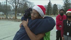 Chicago Heights students host Christmas drive to help neighbors in need