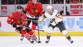 Smith scores twice, Golden Knights top Blackhawks 4-1